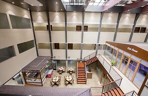 Sunstar Residency & Food Plaza Pala