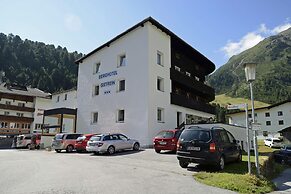 Berghotel Gstrein