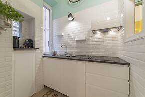 Romantic Vintage Colosseum Apartment