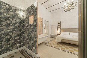 Romantic Vintage Colosseum Apartment