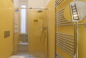 Romantic Vintage Colosseum Apartment