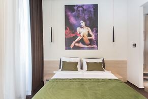 Hotel Grand Hedonist