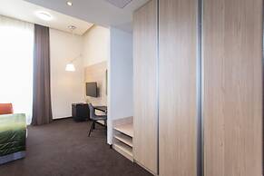 Hotel Grand Hedonist