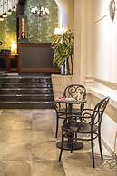 Hotel Grand Hedonist