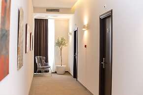 Hotel Grand Hedonist