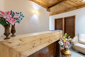 Coral Resort and Spa Centrally Heated Mountain Side Resort Manali