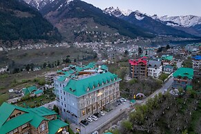 Coral Resort and Spa Centrally Heated Mountain Side Resort Manali