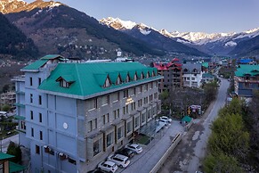 Coral Resort and Spa Centrally Heated Mountain Side Resort Manali