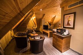 Coral Resort and Spa Centrally Heated Mountain Side Resort Manali