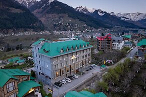 Coral Resort and Spa Centrally Heated Mountain Side Resort Manali