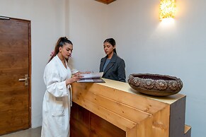 Coral Resort and Spa Centrally Heated Mountain Side Resort Manali