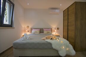 Holiday House Luxury