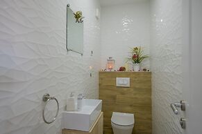 Holiday House Luxury