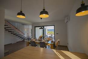 Holiday House Luxury