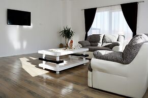 Holiday House Jelena