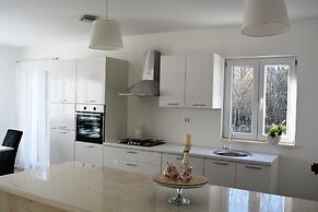 Holiday House Jelena