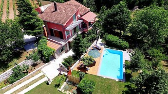 Holiday House Marcel