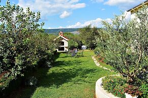 Holiday House Estera