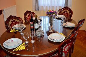 Holiday House Estera