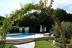 Holiday House Estera
