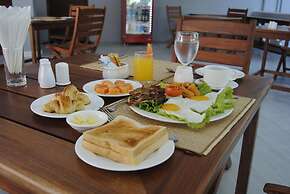 Sea Breeze Lodge Ngapali