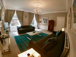 Escape To Edinburgh @ Abercromby Place