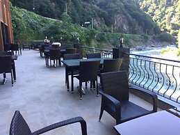 Yamanturk Ogretmenevi