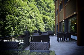 Yamanturk Ogretmenevi