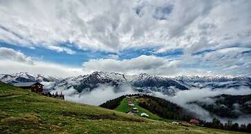 Yamanturk Ogretmenevi