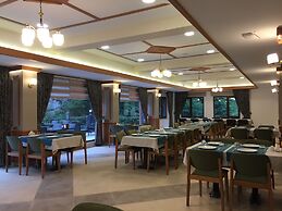 Yamanturk Ogretmenevi