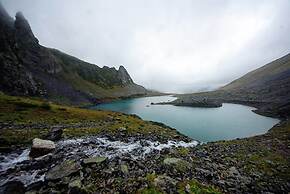 Yamanturk Ogretmenevi