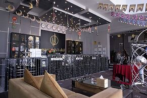 The Castle Premium Hotel