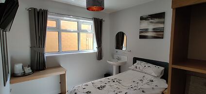 Aaron Lodge Guest House