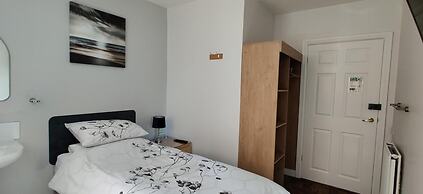 Aaron Lodge Guest House