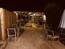 Morleys Bistro | By Huluki Sussex Stays