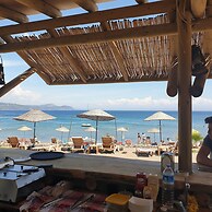 Assos Batik Iskele Beach Hotel
