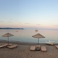 Assos Batik Iskele Beach Hotel
