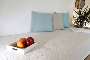 Irida Vacation Suites