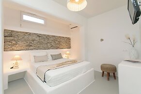 Irida Vacation Suites