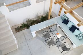 Irida Vacation Suites