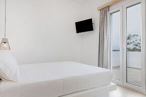 Irida Vacation Suites