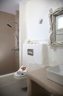 Irida Vacation Suites