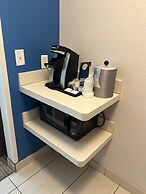 Holiday Inn Express And Suites Mobile - University Area by IHG