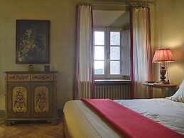 Castello Di Tassara