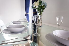 Compass Point by Sorted Stay