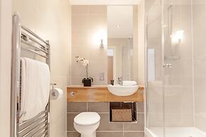 Roomspace Apartments -Marquis Court
