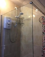 3 Luxury En-suite Bedrooms