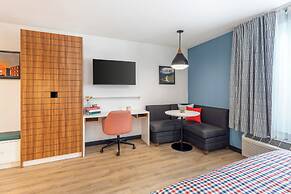 Uptown Suites Extended Stay Denver CO – Centennial