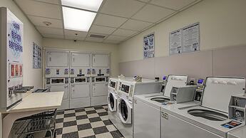 Uptown Suites Extended Stay Tampa FL – Riverview