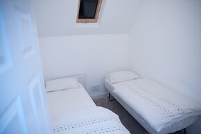 Victoria Holiday Home